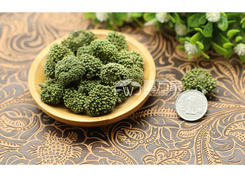 每天三七花泡茶美容效果好