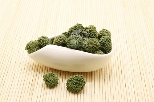 牙疼可以试试喝三七花改善一下